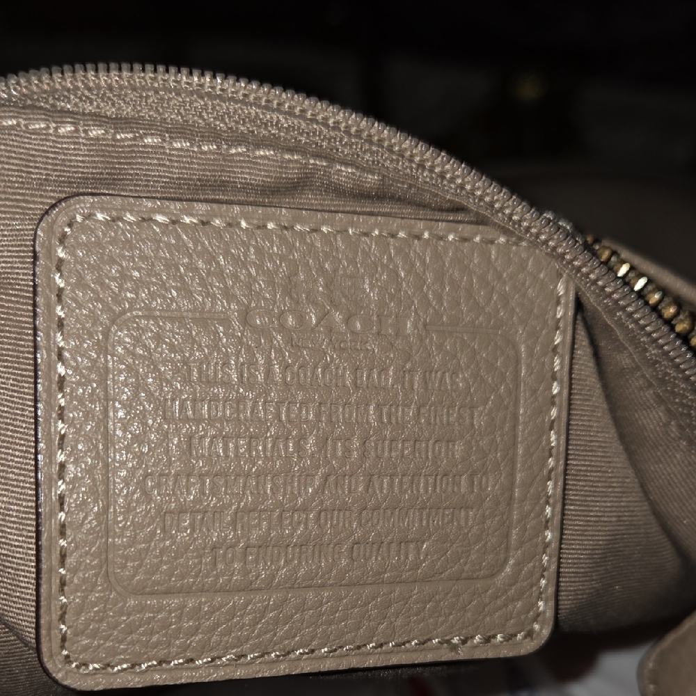 Coach Charlie Leather Hobo Shoulderbag - Picture 6 of 7